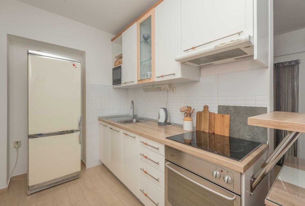 Apartmani Mona Makarska Exterior foto